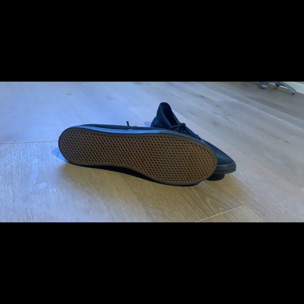 Women’s low rise vans